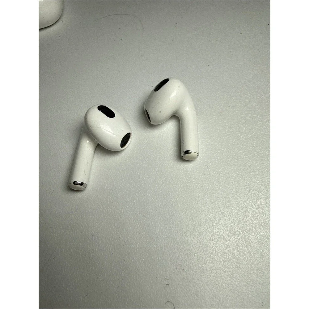 Apple AirPods 3rd Generation Earbuds QUIET Charging Case White MME73AM/A